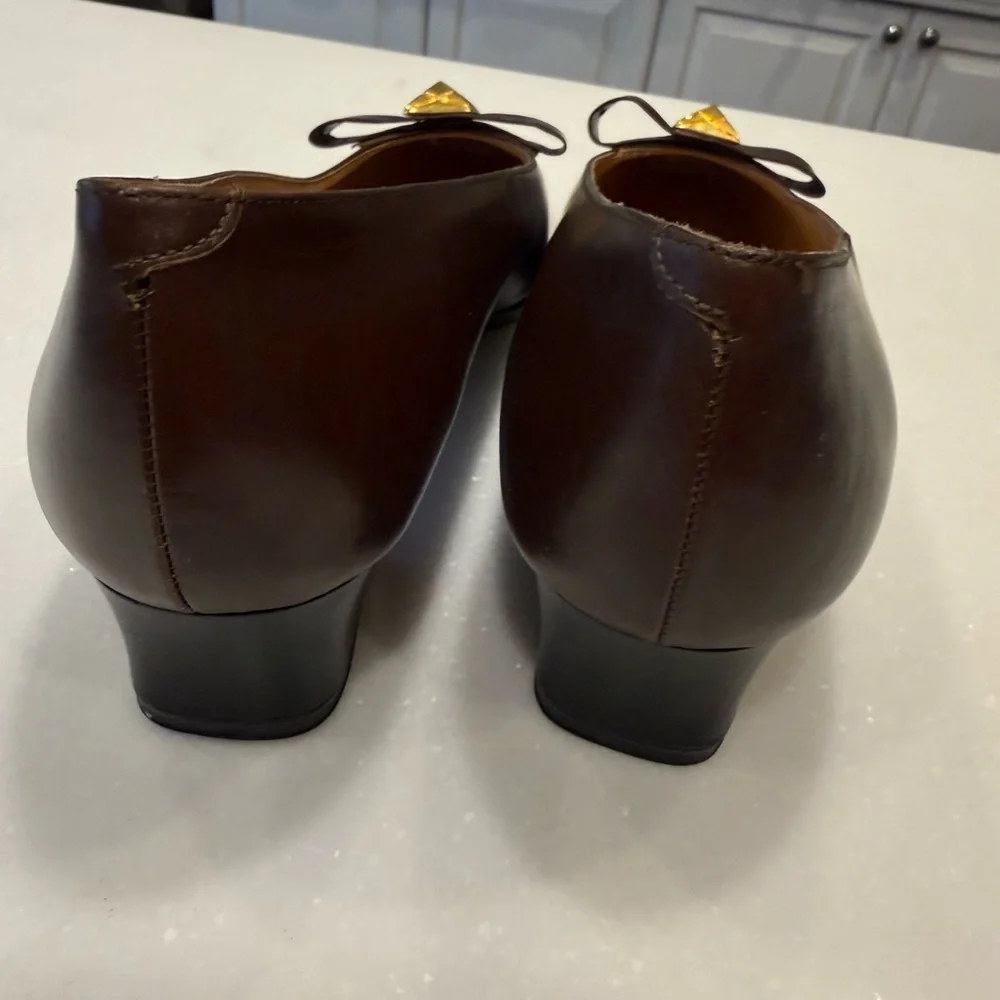 Alberto Gozzi Women’s Leather Kitten Heel Burgundy W/Black Toe Sz 8.5 Pristine